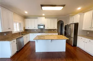 525 Waterside Ct, Canton, GA 30114 - Photo 3