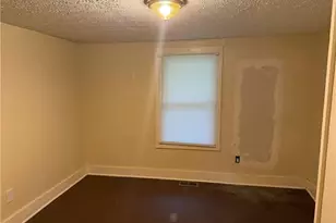 2235 Pryor Rd SW, Atlanta, GA 30315 - Photo 9