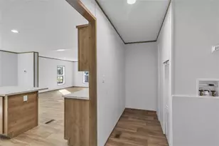 22 Shadow Hill Dr, Carrollton, GA 30116 - Photo 13