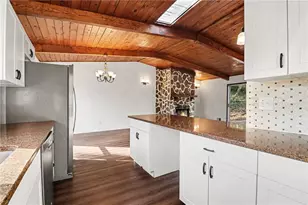 3210 Valley Bluff Dr, Atlanta, GA 30340 - Photo 11