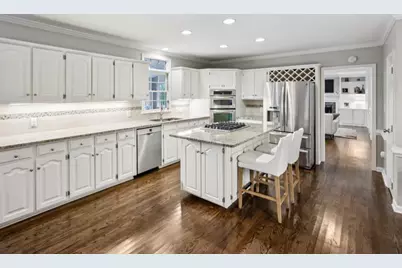 1153 Byrnwyck Court NE, Brookhaven, GA 30319 - Photo 3