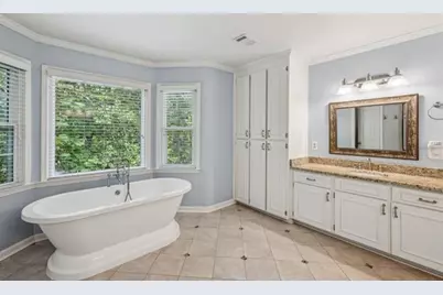 1153 Byrnwyck Court NE, Brookhaven, GA 30319 - Photo 31