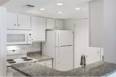 4109 Chastain Park Court NE, Atlanta, GA 30342 - Photo 9