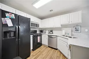 1073 Daventry Crossing, Woodstock, GA 30188 - Photo 11