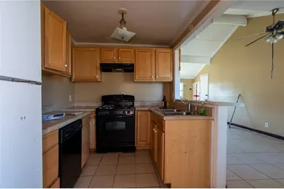 195 Rockin Hill Drive SW, Marietta, GA 30060 - Photo 7