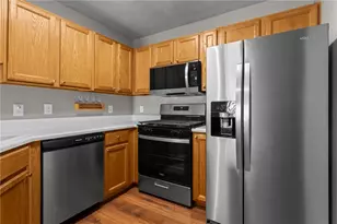 13426 Aventide Ln, Alpharetta, GA 30004 - Photo 11