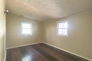 2126 Hanfred Ct, Tucker, GA 30084 - Photo 9