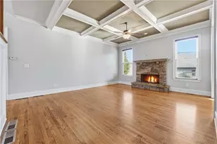 6437 Blue Water Dr, Buford, GA 30518 - Photo 11