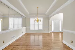 2214 Foxboro Ln, Dunwoody, GA 30360 - Photo 5