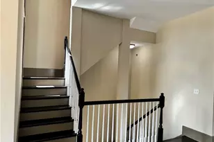 745 Fountainhead Ln, Atlanta, GA 30324 - Photo 13