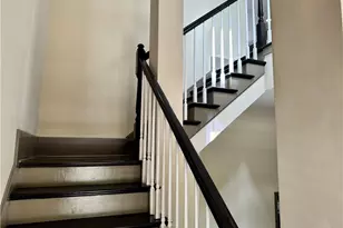 745 Fountainhead Ln, Atlanta, GA 30324 - Photo 9