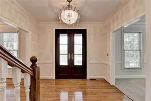 2859 Village Ct, Gainesville, GA 30506 - Photo 5