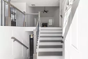 360 Chestnut Dr, Covington, GA 30016 - Photo 5