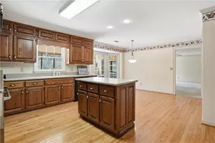 1165 Azalea Cir SE, Conyers, GA 30013 - Photo 9