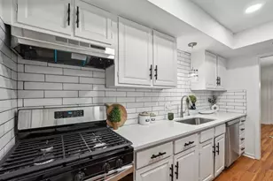 6851 Roswell Rd, Sandy Springs, GA 30328 - Photo 13