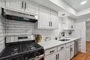 6851 Roswell Rd, Sandy Springs, GA 30328 - Photo 13