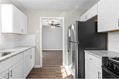 295 E Burns Court SW #A, Marietta, GA 30008 - Photo 3