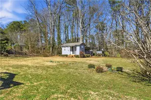 213 Parkwood Dr NE, Kennesaw, GA 30144 - Photo 37