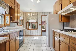 213 Parkwood Dr NE, Kennesaw, GA 30144 - Photo 13