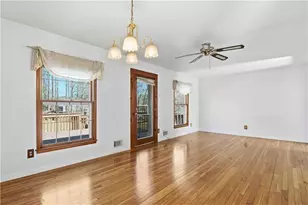 213 Parkwood Dr NE, Kennesaw, GA 30144 - Photo 7