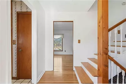 213 Parkwood Drive NE, Kennesaw, GA 30144 - Photo 3