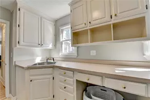 2085 Kings Valley Dr, Lawrenceville, GA 30043 - Photo 25