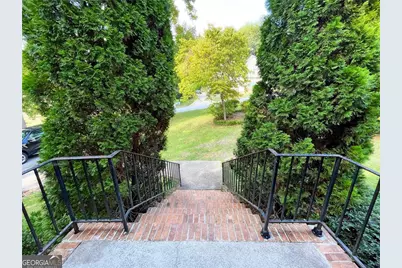 6832 Creekwood Drive, Douglasville, GA 30135 - Photo 9