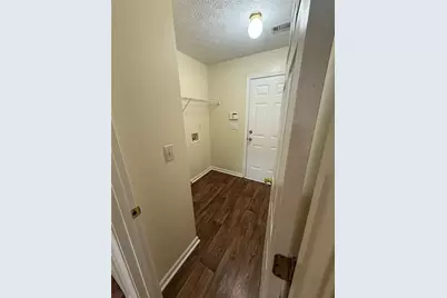 5975 Hillvale Trail, Lithonia, GA 30058 - Photo 7