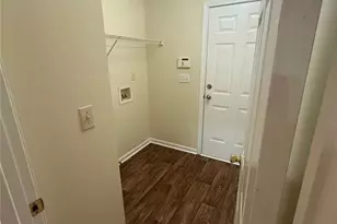 5975 Hillvale Trail, Lithonia, GA 30058 - Photo 7