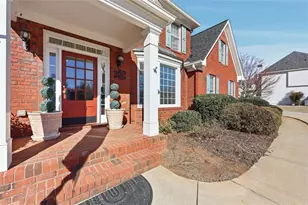 9060 Forest Path Dr, Gainesville, GA 30506 - Photo 5