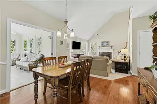 595 Abbeywood Dr, Roswell, GA 30075 - Photo 19