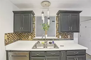 83 Huntington Ct, Newnan, GA 30265 - Photo 11