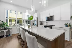 179 Color Circle SE, Atlanta, GA 30317 - Photo 5