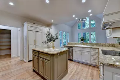 280 Fox Hunter Drive, Johns Creek, GA 30022 - Photo 29