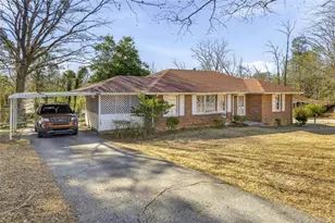 27 Hilltop Ln, Toccoa, GA 30577 - Photo 3