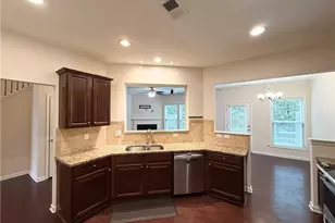 13432 Gardiner Ln, Alpharetta, GA 30004 - Photo 9