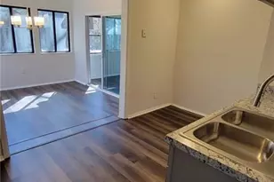 4660 Shannon Ct, Union City, GA 30291 - Photo 9