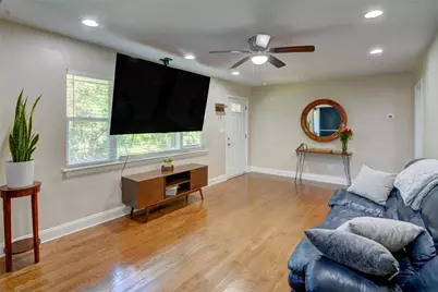 691 Heathmoor, Decatur, GA 30032 - Photo 3