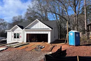 43 Anderson St, Jefferson, GA 30549 - Photo 3