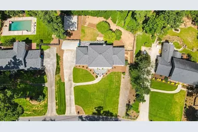 2207 Forestglade Drive, Stone Mountain, GA 30087 - Photo 25