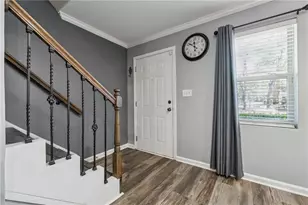 135 N River Dr, Atlanta, GA 30350 - Photo 3