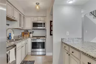 6980 Roswell Rd, Atlanta, GA 30328 - Photo 13