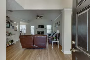 3539 Friendship Farm Dr, Buford, GA 30519 - Photo 3