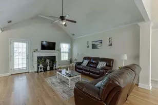 3539 Friendship Farm Dr, Buford, GA 30519 - Photo 7