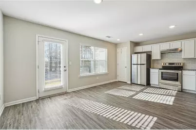 4420 Pinscher Street, Union City, GA 30291 - Photo 9