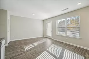 4420 Pinscher St, Union City, GA 30291 - Photo 13