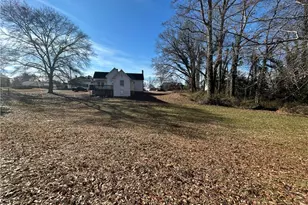 216 Hardee St, Dallas, GA 30132 - Photo 3