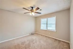 730 Rockborough Dr, Stone Mountain, GA 30083 - Photo 19