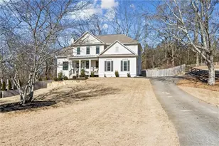 6420 Fox Creek Dr, Cumming, GA 30040 - Photo 3