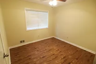 5040 Woodland Dr NW, Kennesaw, GA 30152 - Photo 15